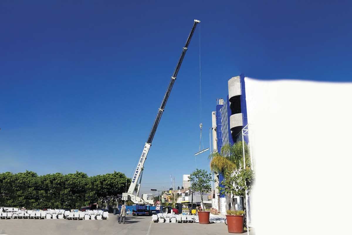 renta-de-gruas-industriales-baratas-anaya-50toneladas-guadalajara